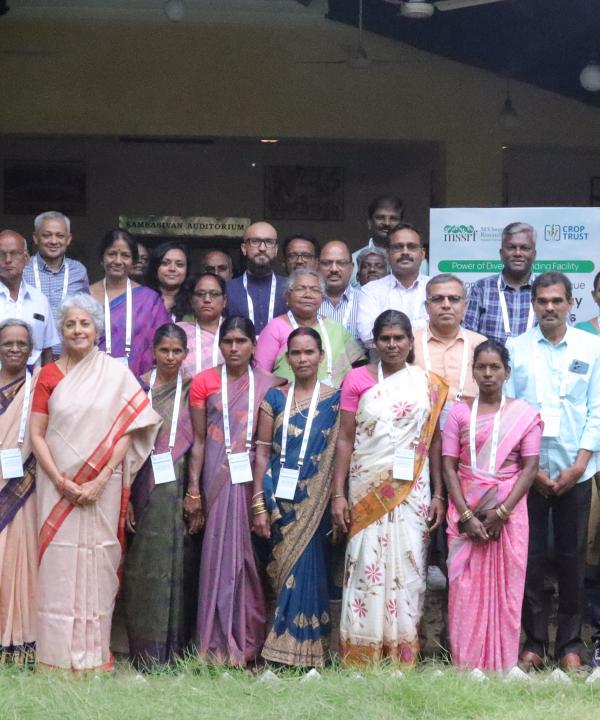 Group Photo of Stateholders